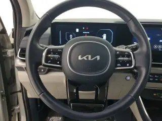 Kia Carnival Híbrido 2025 SX 4 puertas Minivan