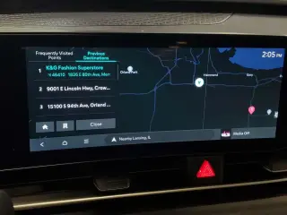 Kia Carnival Híbrido 2025 SX 4 puertas Minivan