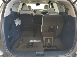 Kia Carnival Híbrido 2025 SX 4 puertas Minivan