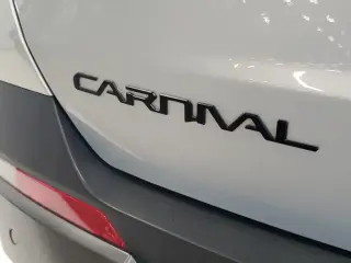 Kia Carnival Híbrido 2025 SX 4 puertas Minivan
