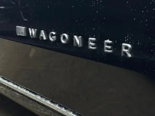 Jeep Wagoneer 2023 4x2 Serie III 4 puertas SUV
