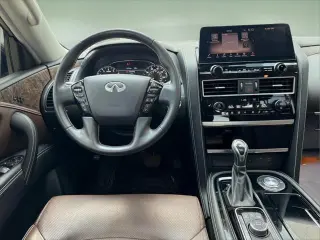 INFINITI QX80 2023 Premium Select 4 puertas SUV