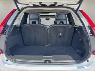 Volvo XC90 2024 AWD B6 Ultimate Tema Brillante 6 Pasajeros 4 puertas SUV