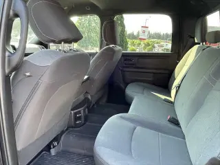 Ram 2500 2024 4x4 Tradesman 4 puertas Cabina Crew 8 pies LB Pickup