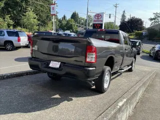 Ram 2500 2024 4x4 Tradesman 4 puertas Cabina Crew 8 pies LB Pickup