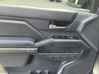 Toyota Tacoma 2025 4x4 SR5 4 puertas Double Cab 5.0 pies SB
