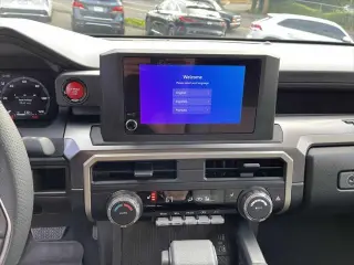 Toyota Tacoma 2025 4x4 SR5 4 puertas Double Cab 5.0 pies SB