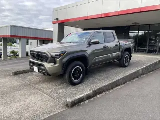 Toyota Tacoma 2025 4x4 SR5 4 puertas Double Cab 5.0 pies SB