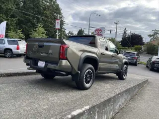 Toyota Tacoma 2025 4x4 SR5 4 puertas Double Cab 5.0 pies SB