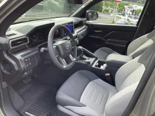 Toyota Tacoma 2025 4x4 SR5 4 puertas Double Cab 5.0 pies SB