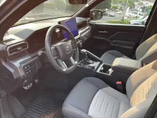 Toyota Tacoma 2024 4x4 TRD Sport 4 puertas Doble Cabina 5.0 pies SB 8A