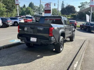 Toyota Tacoma 2026 4x4 SR5 4 puertas Cabina Doble 5.0 pies SB