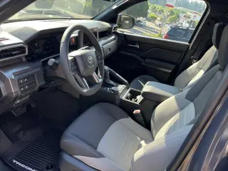Toyota Tacoma 2026 4x4 SR5 4 puertas Cabina Doble 5.0 pies SB