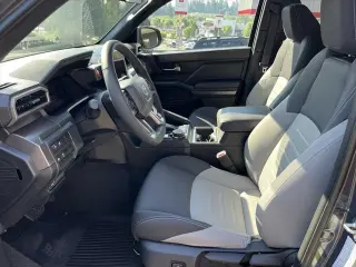 Toyota Tacoma 2026 4x4 SR5 4 puertas Cabina Doble 5.0 pies SB
