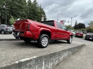Toyota Tacoma 2025 4x4 SR5 4 puertas Doble Cabina 5.0 pies SB