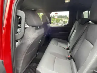 Toyota Tacoma 2025 4x4 SR5 4 puertas Doble Cabina 5.0 pies SB