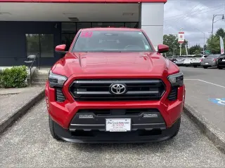 Toyota Tacoma 2025 4x4 SR5 4 puertas Doble Cabina 5.0 pies SB