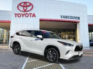 Toyota Highlander 2024 AWD XLE 4 puertas SUV