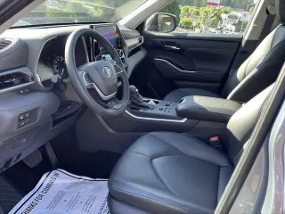 Toyota Highlander 2024 AWD XLE 4 puertas SUV