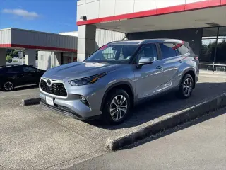 Toyota Highlander 2024 AWD XLE 4 puertas SUV
