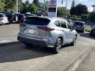 Toyota Highlander 2024 AWD XLE 4 puertas SUV