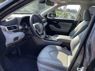 Toyota Highlander 2024 AWD XLE 4 puertas SUV