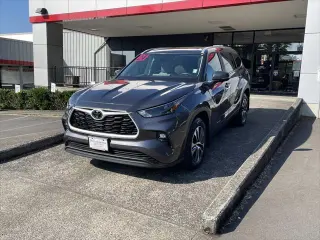 Toyota Highlander 2024 AWD XLE 4 puertas SUV