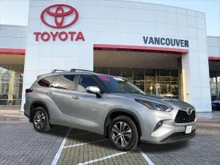 Toyota Highlander 2024 AWD XLE 4 puertas SUV