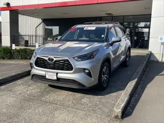 Toyota Highlander 2024 AWD XLE 4 puertas SUV