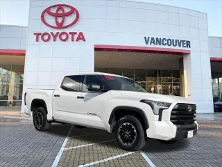 Toyota Tundra 2023 4x4 SR5 4 puertas CrewMax Cab Pickup SB