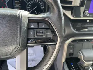 Toyota Tundra 2023 4x4 SR5 4 puertas CrewMax Cab Pickup SB