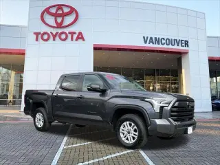 Toyota Tundra 2024 4x4 SR5 4 puertas CrewMax Cab Pickup SB
