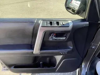 Toyota 4Runner 2022 AWD Limited 4 puertas SUV