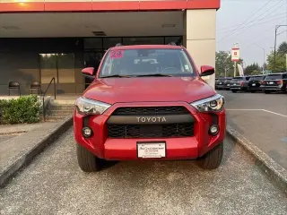 Toyota 4Runner 2024 4x4 SR5 4 puertas SUV