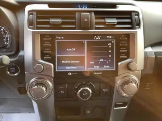 Toyota 4Runner 2024 4x4 SR5 4 puertas SUV