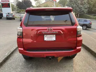 Toyota 4Runner 2024 4x4 SR5 4 puertas SUV