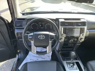 Toyota 4Runner 2024 4x4 SR5 Premium 4 puertas SUV