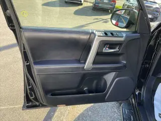 Toyota 4Runner 2024 4x4 SR5 Premium 4 puertas SUV