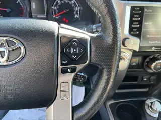 Toyota 4Runner 2024 4x4 SR5 Premium 4 puertas SUV