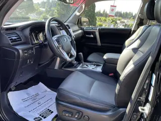 Toyota 4Runner 2024 4x4 SR5 Premium 4 puertas SUV