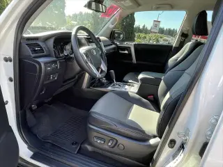 Toyota 4Runner 2022 4x4 SR5 Premium 4 puertas SUV