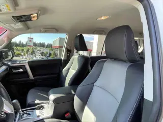 Toyota 4Runner 2022 4x4 SR5 Premium 4 puertas SUV