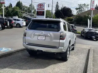 Toyota 4Runner 2024 4x4 SR5 Premium 4 puertas SUV