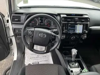 Toyota 4Runner 2024 4x4 TRD Off-Road 4 puertas SUV