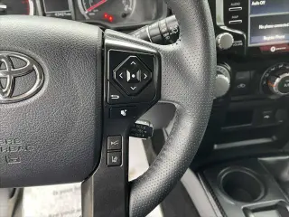 Toyota 4Runner 2024 4x4 TRD Off-Road 4 puertas SUV