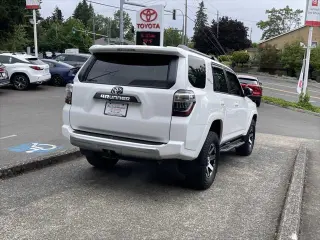 Toyota 4Runner 2024 4x4 TRD Off-Road 4 puertas SUV