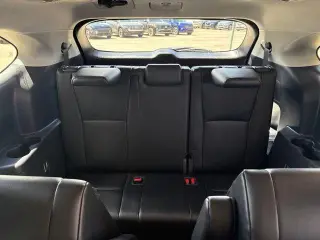Toyota Highlander Híbrido 2023 AWD XLE 4 puertas SUV