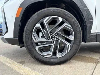 Hyundai TUCSON Híbrido 2025 AWD Limited 4 puertas SUV