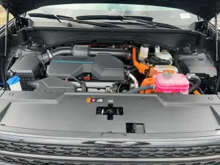 Hyundai SANTA FE Híbrido 2025 AWD Calligraphy 4 puertas SUV