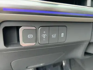 Hyundai SANTA FE Híbrido 2025 AWD Calligraphy 4 puertas SUV